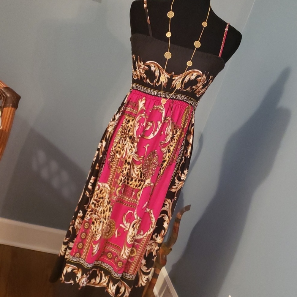 Dress - Picture 2 of 5